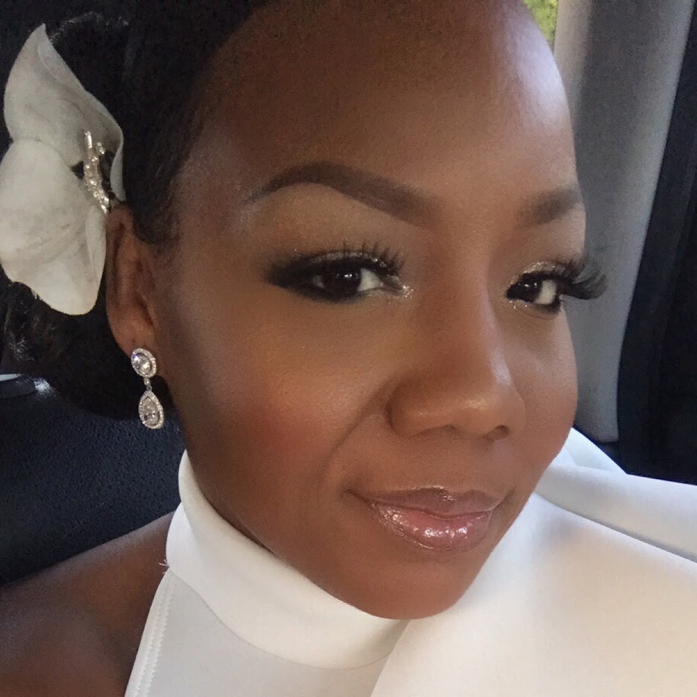 Meet your Posher, Sippin Beauty